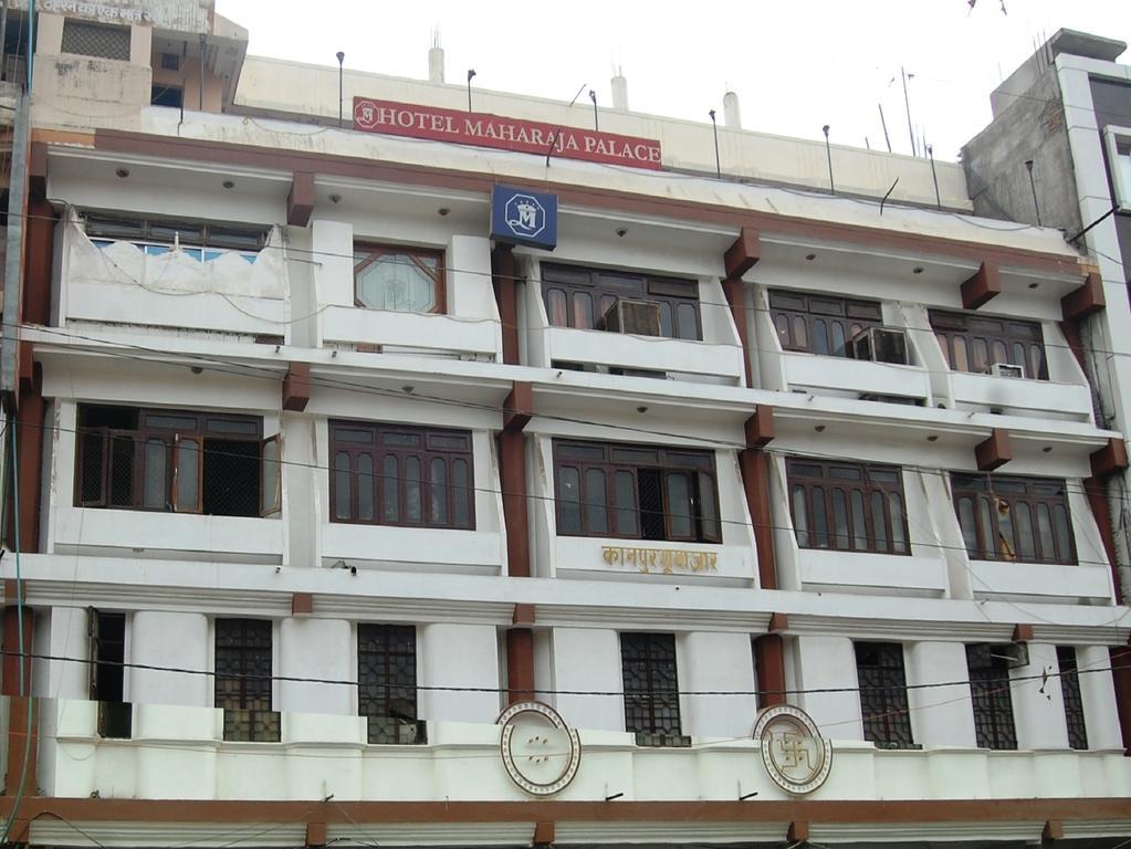 Oyo 4956 Hotel Maharaja Palace Канпур Экстерьер фото